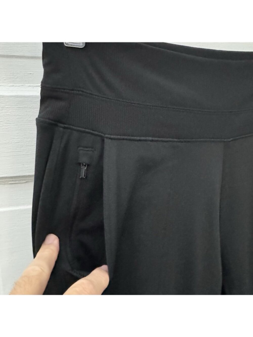 Athleta Venice High Rise Jogger Pants Medium Petite Black Zip Pockets - Picture 5 of 16